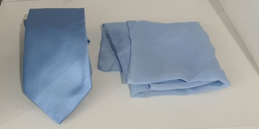 Corbata Y Pañuelo Azul Claro 2
