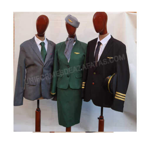 Conjunto de uniformes color verde